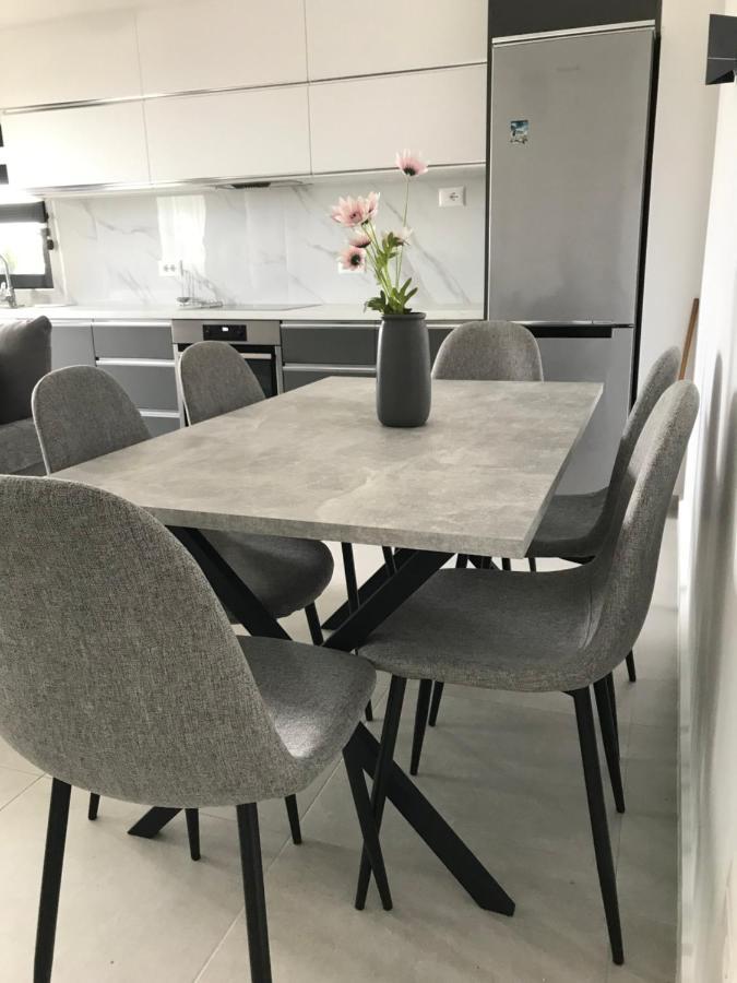 Saranda Lux Apartments Ngoại thất bức ảnh